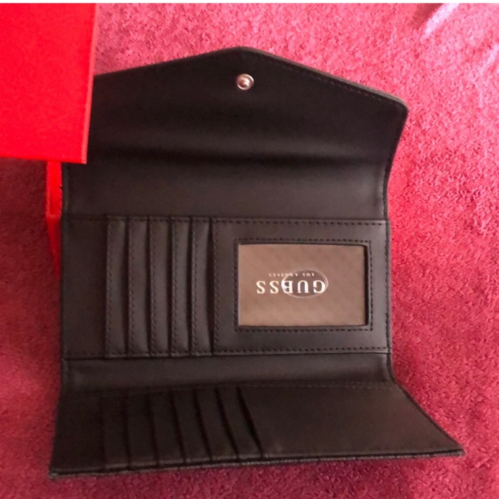Guess wallet